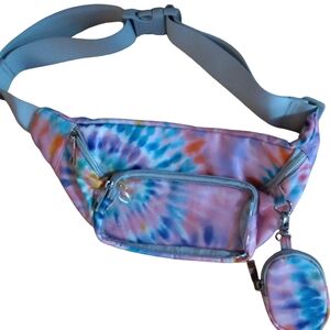 No Boundaries Tie Dye Hip Carry Purse For Phones